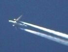 A trans-Atlantic airliner captured on video camera (click for full-size image, 6 KB)