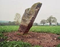 Llangoed Castle standing stone, Brecknockshire, photographed in May 2004 ( KB)
